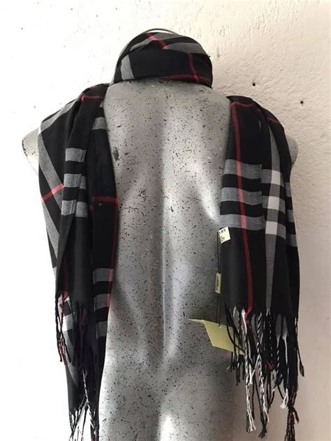 bufanda burberry negra|used burberry scarf for sale.